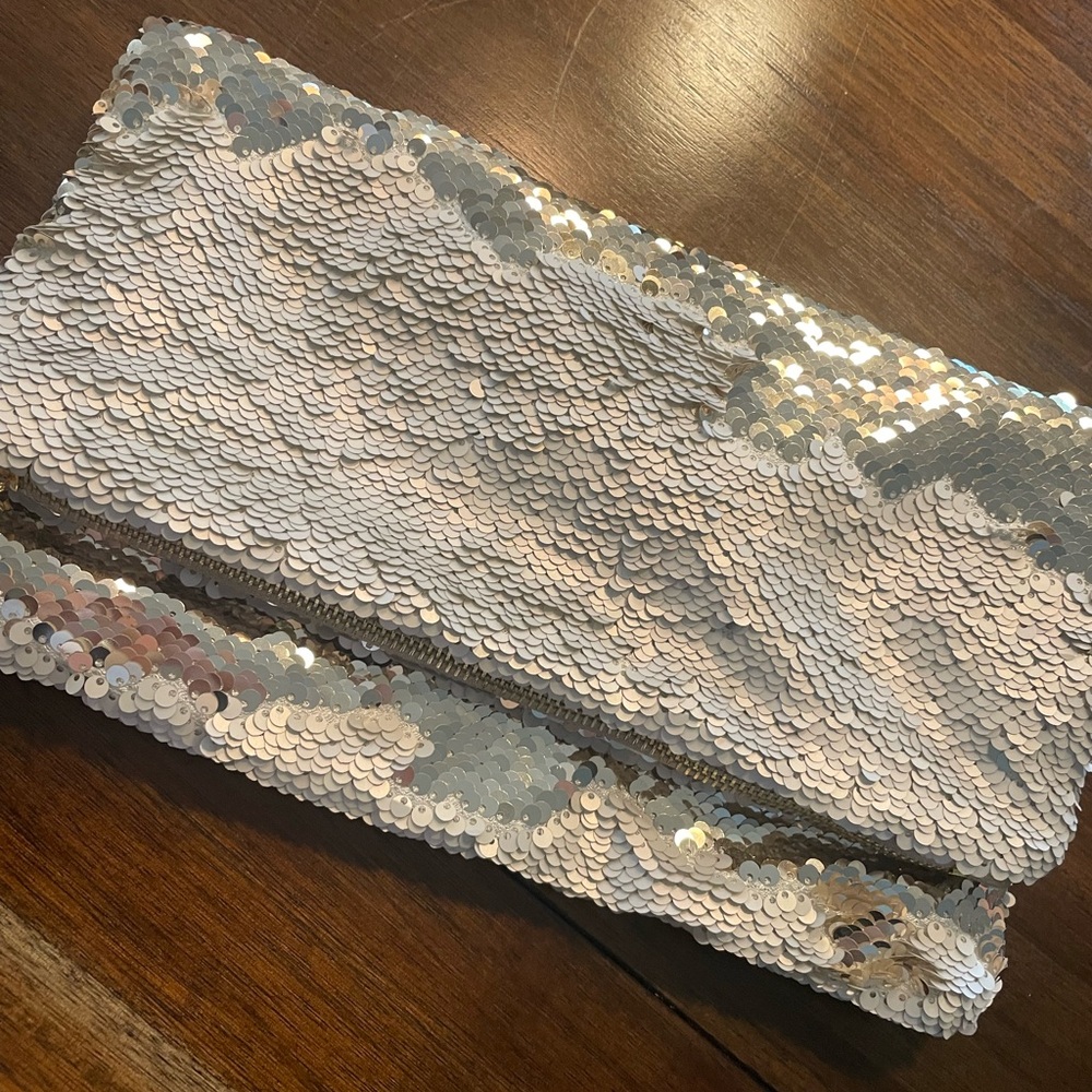 Stella & Dot Sequin Clutch